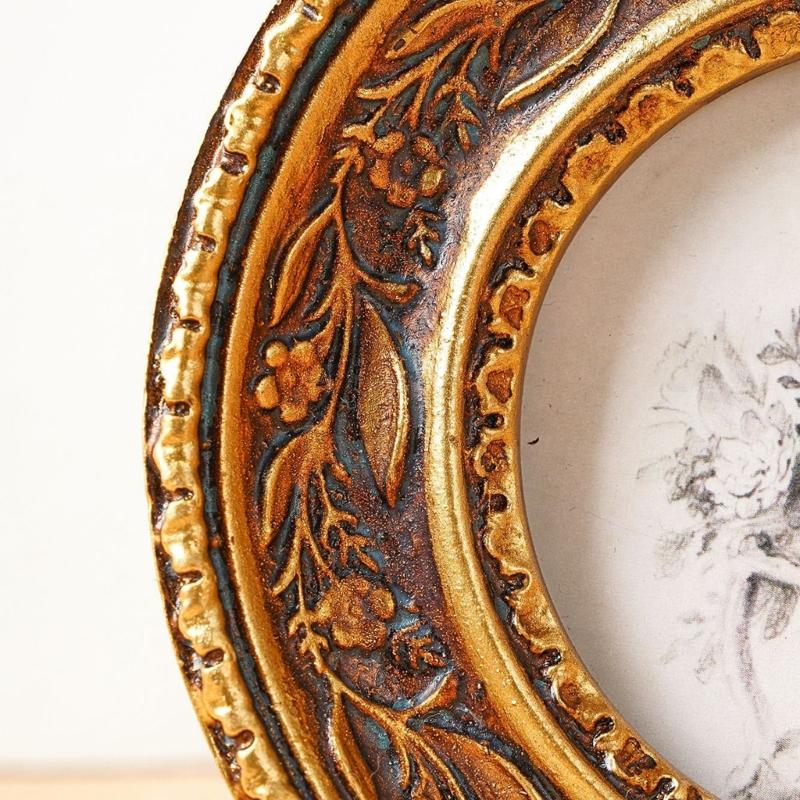 Antique Bronze Gold Round Phot - Desk Setup Photo recension och pris