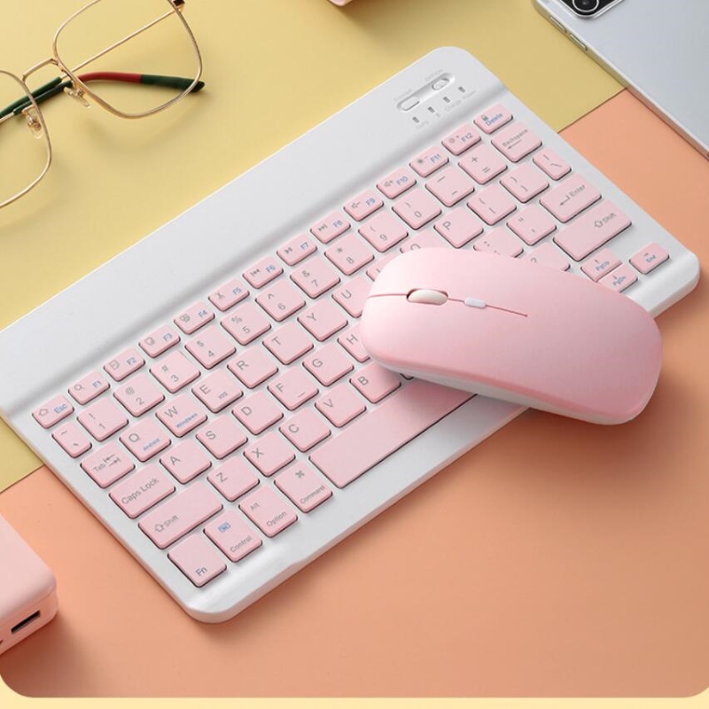 Ultra-Slim Bluetooth Keyboard  - Desk Setup Ipad recension och pris